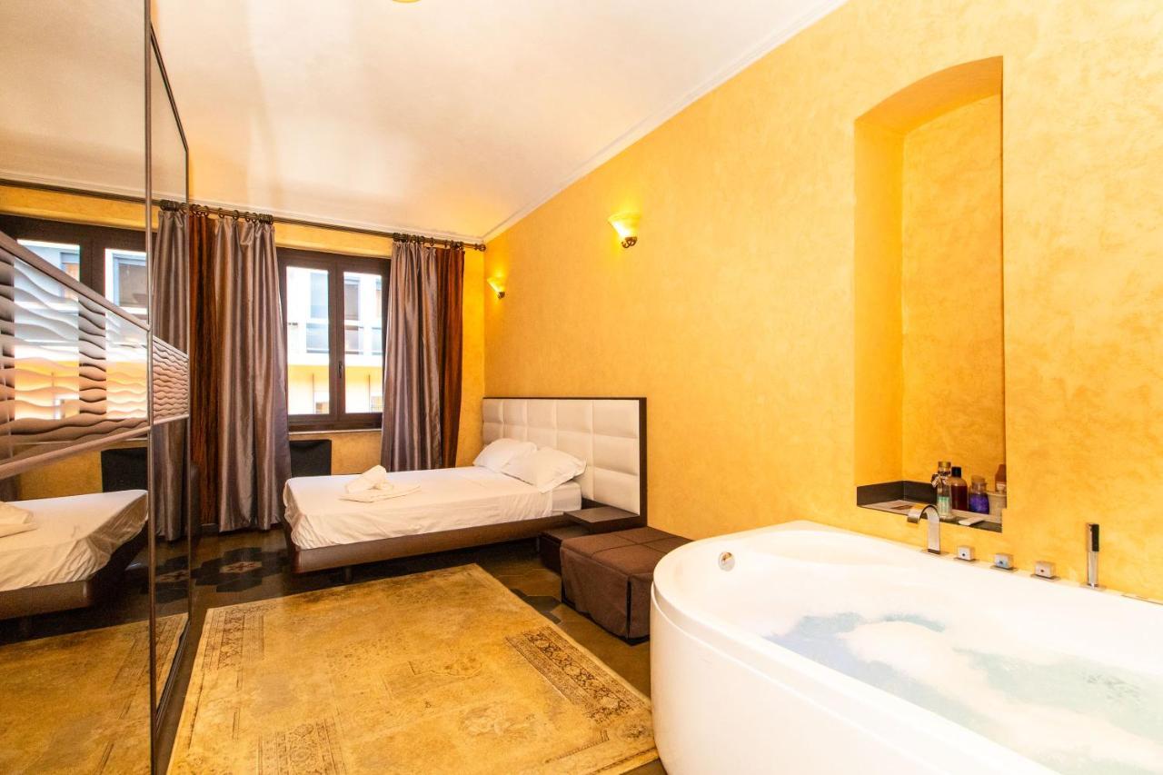 Borgo San Paolo Stylish Apt With Jacuzzi * Turin